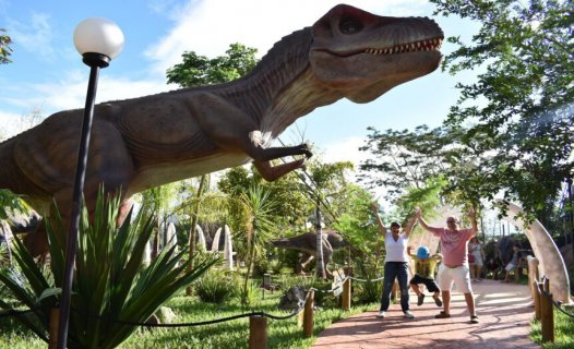 Jurassic World: 5 dinossauros do filme para ver no Vale dos Dinossauros de Olímpia (SP)