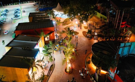 Inaugurada a Vila Guarani, a diversão de final de tarde e noite do Hot Beach 